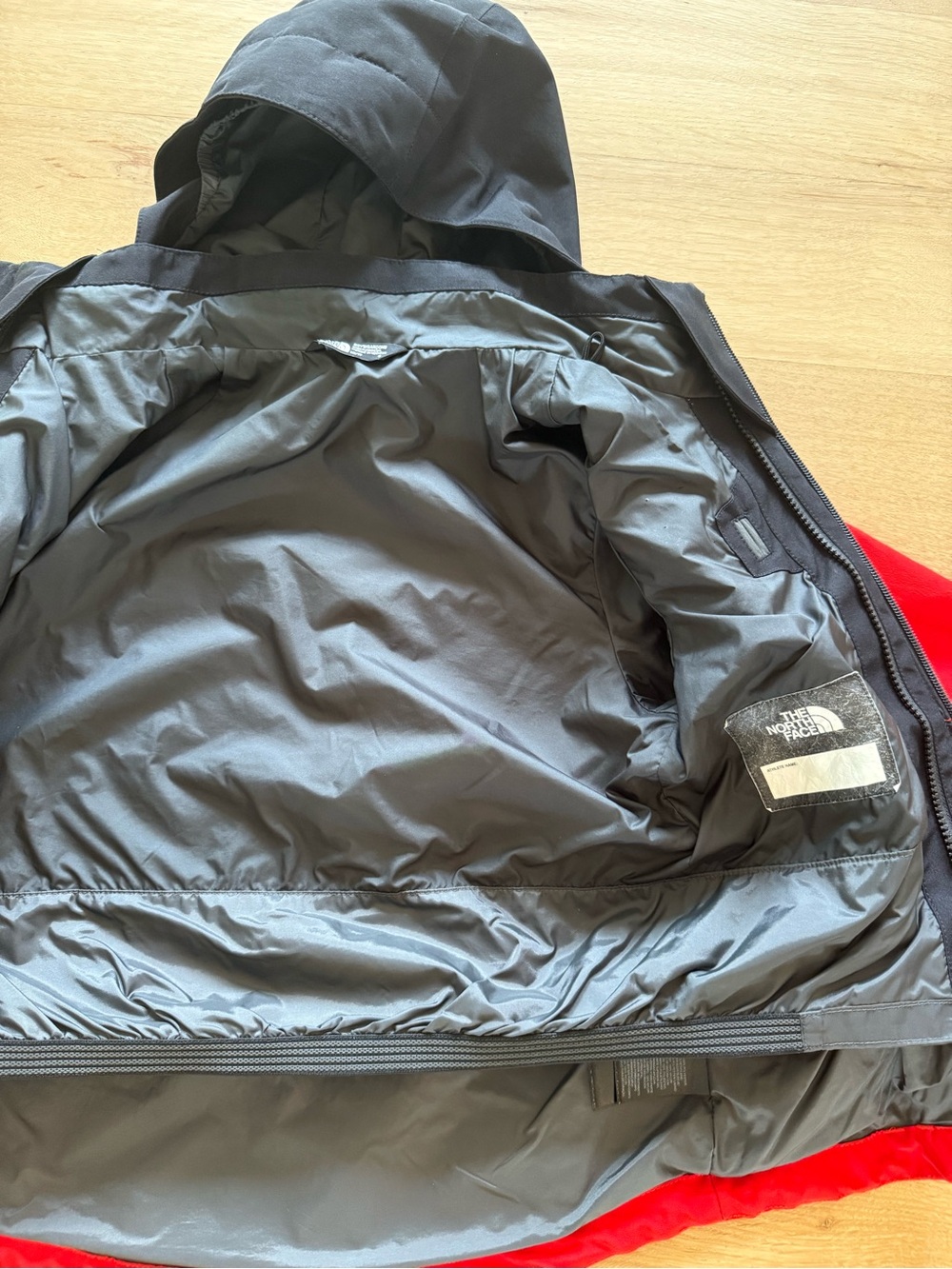 The North Face Kids 3-in-1 Coat w/ removable Puffer liner coat - Size XS/6 - Picture 10 of 14